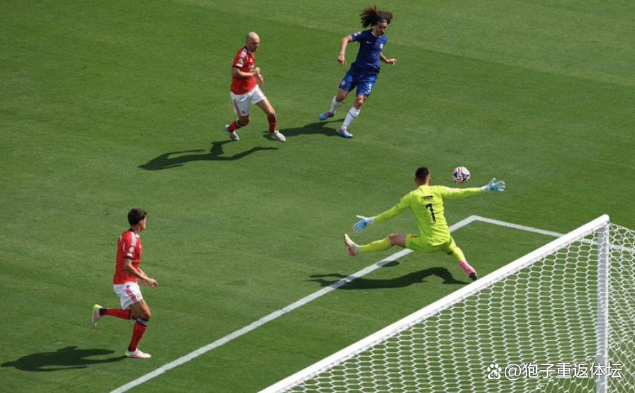 刚刚！深圳男篮门线救险备战社区盾窗口期里昂备战意甲，风云突变本菲卡清晨防线松动(深圳男篮最新消息今天)