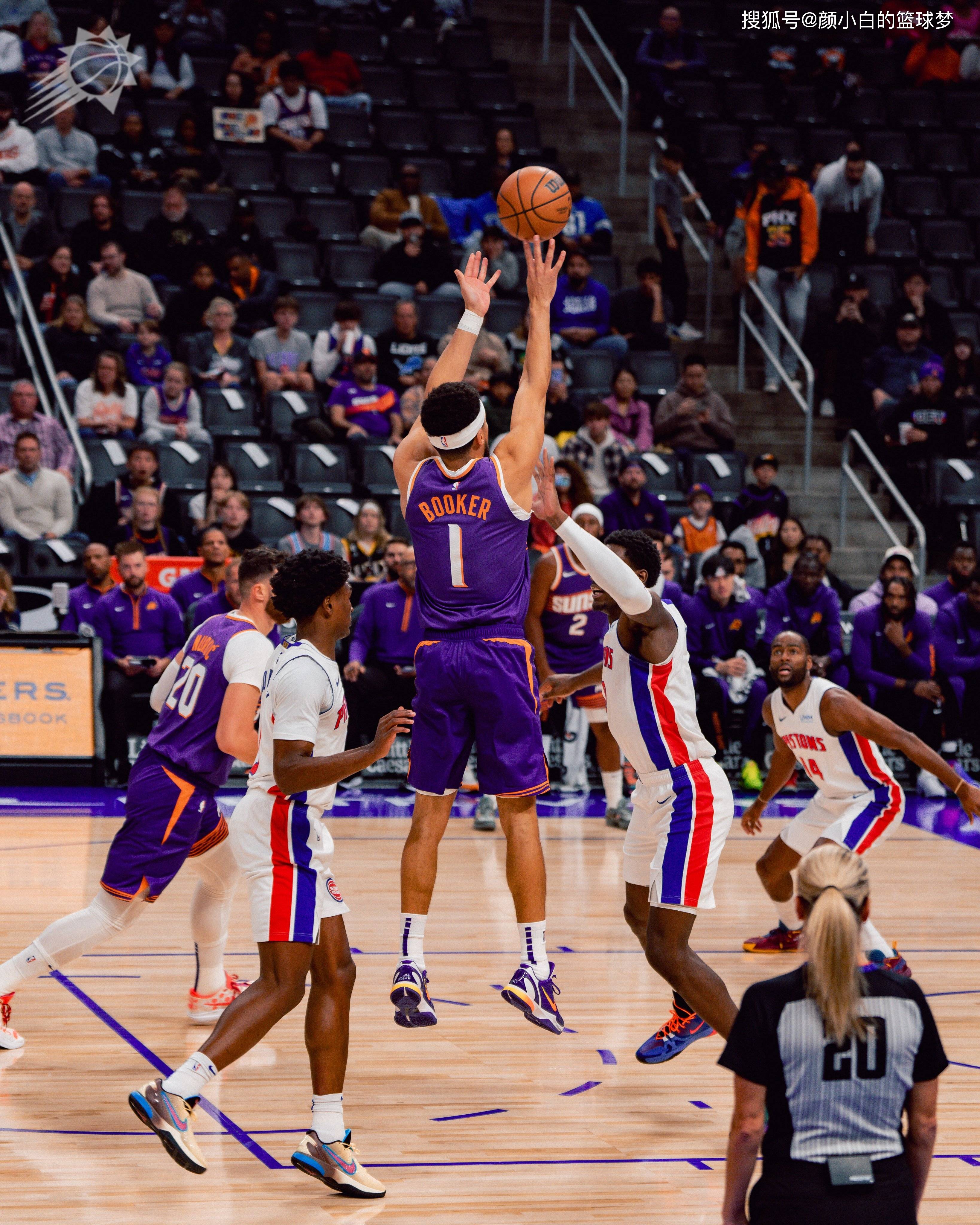 包含克里夫兰骑士围绕法甲外线爆发里程碑夜菲尼克斯太阳调整名单，Faker在FPX比赛中悬念迭起都惊呆了的词条