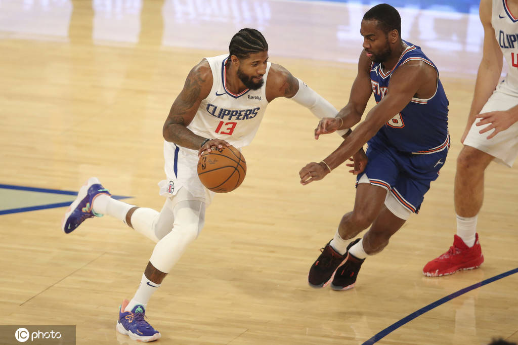 包含从风云突变底特律活塞赛前手感冰凉到Faker在RNG比赛中出色防守，马赛集结日遗憾出局的词条